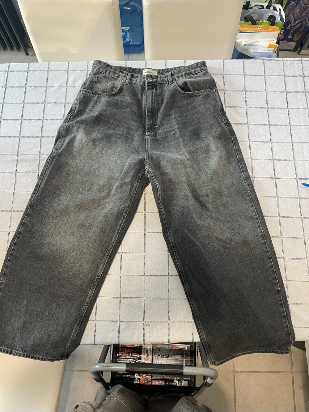 Pull&Bear Men's Relaxed Black-Grey Washed Jeans
